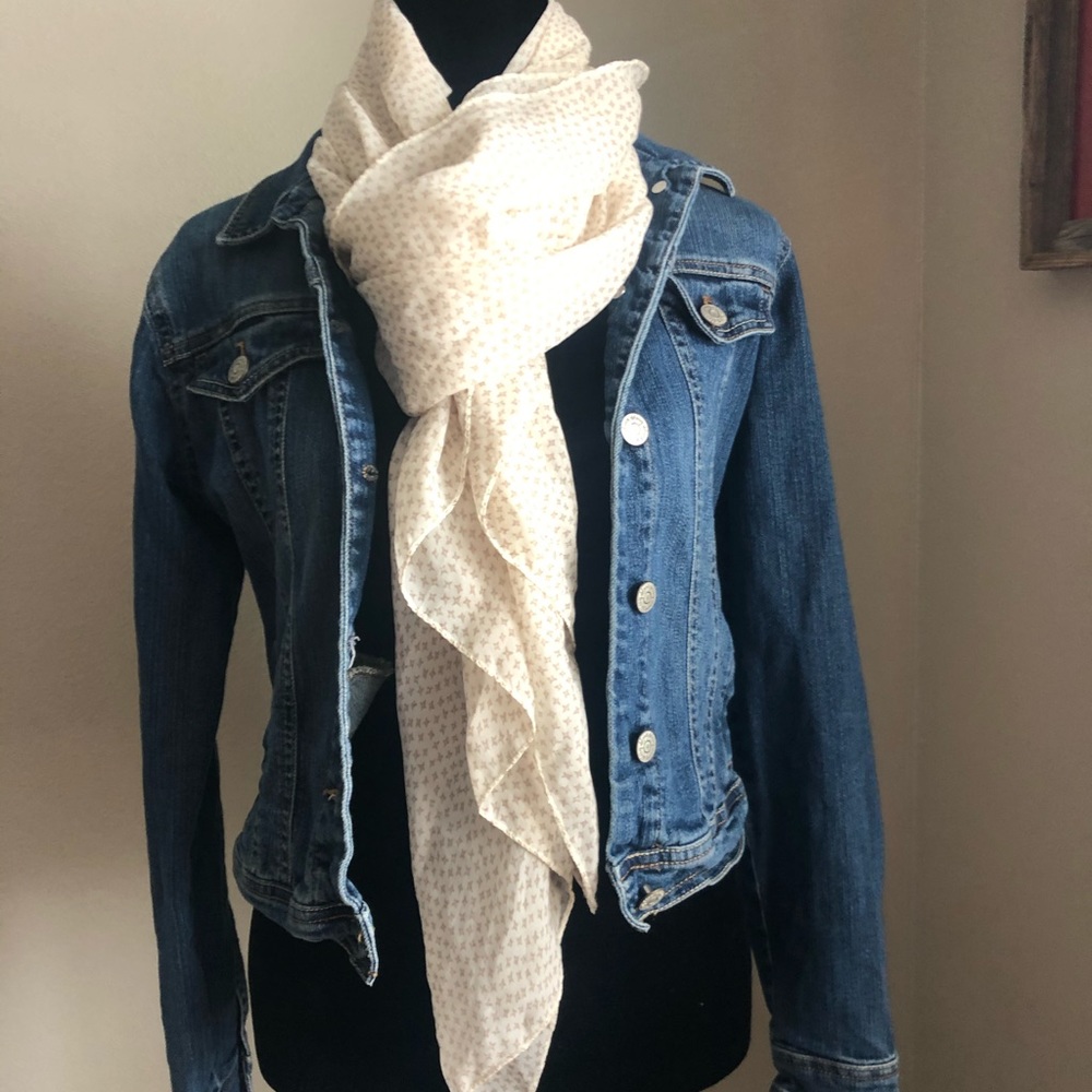 Scarf - Picture 3 of 3